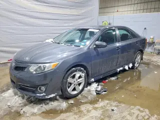 TOYOTA CAMRY 2012
