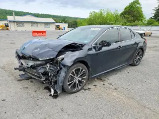 TOYOTA CAMRY 2018