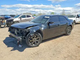 CHRYSLER 300 2015