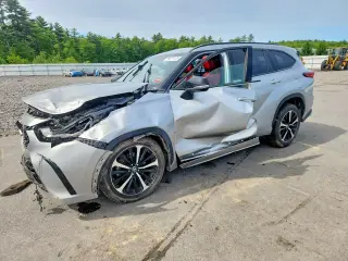 TOYOTA HIGHLANDER 2021