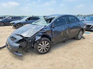 TOYOTA COROLLA 2010