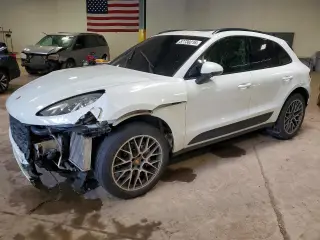 PORSCHE MACAN 2016