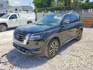 NISSAN PATHFINDER 2025
