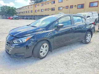 NISSAN VERSA 2023