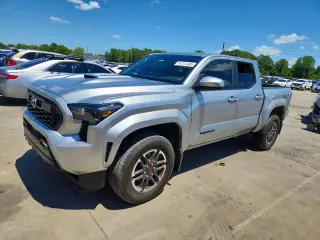 TOYOTA TACOMA 2025