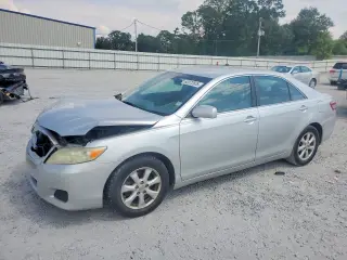 TOYOTA CAMRY 2011