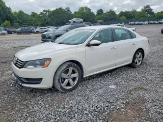 VOLKSWAGEN PASSAT 2012