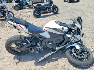 HONDA CBR1000 2025