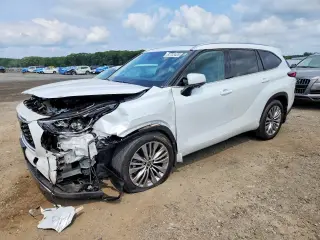 TOYOTA HIGHLANDER 2023