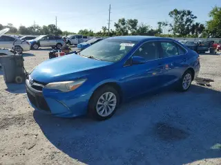 TOYOTA CAMRY 2017
