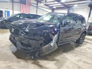 VOLVO XC90 2023