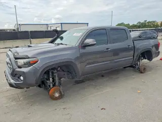 TOYOTA TACOMA 2018