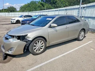 TOYOTA CAMRY 2013